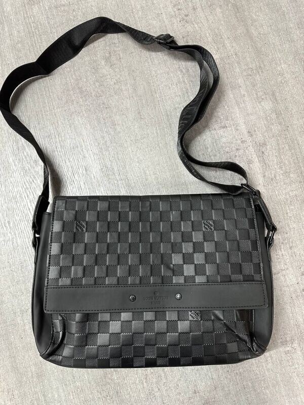 LV District Messenger Bag in Black Color LV District Messenger Bag in Black Color
