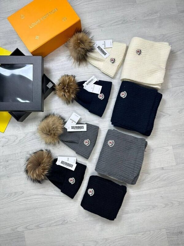 Moncler Women's Reps Hats Scarf Set Logo Knitted Wooly Pom Pom Women Replica Beanie Cap Fake Long Scarves Soft Fabric Cashmere Authentic Rep Fur Hat First Copy Cheap Black Blue White Grey Sale UK Moncler Women's Reps Hats Scarf Set Logo Knitted Wooly Pom Pom Women Replica Beanie Cap Fake Long Scarves Soft Fabric Cashmere Authentic Rep Fur Hat First Copy Cheap Black Blue White Grey Sale UK