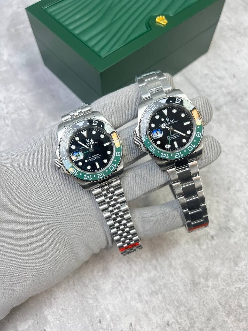 Rolex GMT Master II in Silver Chain Strap with Green/Black Bezel Watch