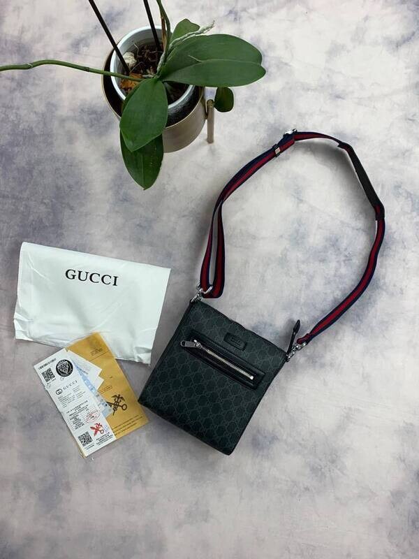 Gucci GG Men Small Messenger Bag With Long Belt Gucci Mens Replica Designers Mini Crossbody Bags AAA Sale UK Man First Copy Reps Cheap Price Fake Bag Cross Body Leather Canvas Belt GG Brand Logo Zip Pocket Monogram Original Boys Rep Luxury Fashion Black Messenger 1st Copies