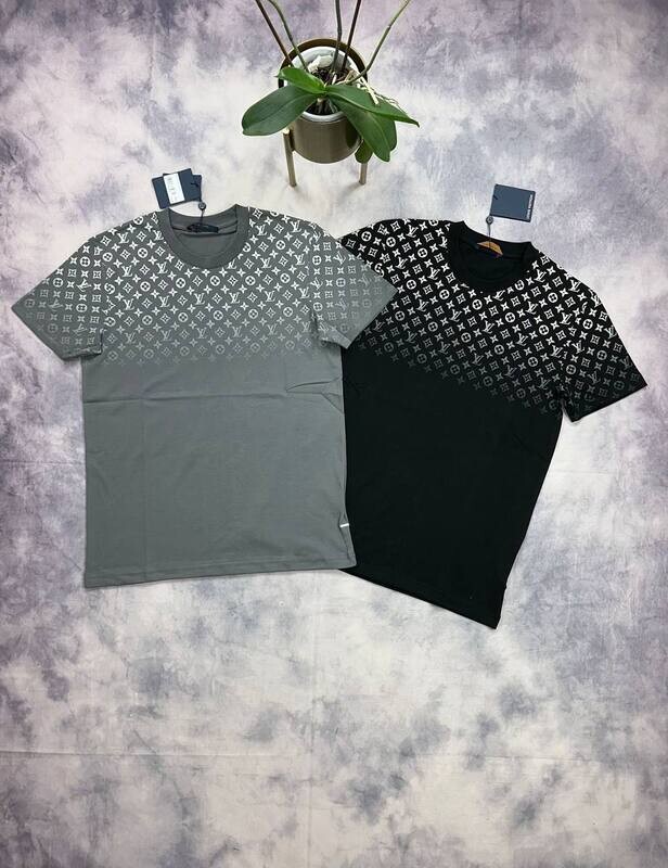 Louis Vuitton Men's Women's Designer Reps AAA Black Grey T-shirt Sale UK Men Women First Copy Replica T-shirts Man Woman Cheap Price Rep Fake Tee Shirt 1st Copies Fakes LV Brand Logo 1:1 Unisex T Shirts Luxury Tshirt Duplicate Tshirts