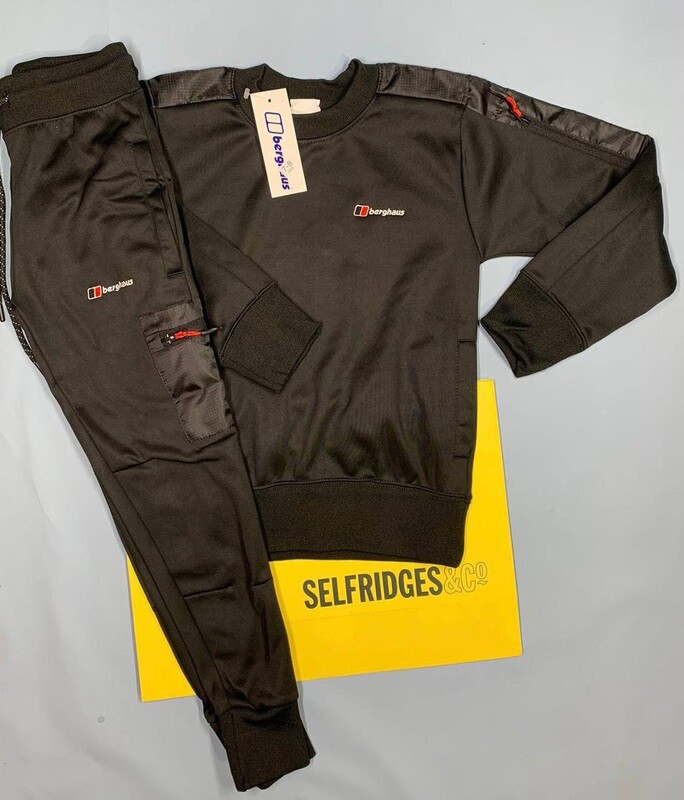 Berghaus Kids Tracksuit in 3 Colors Berghaus Kids Tracksuit in 3 Colors