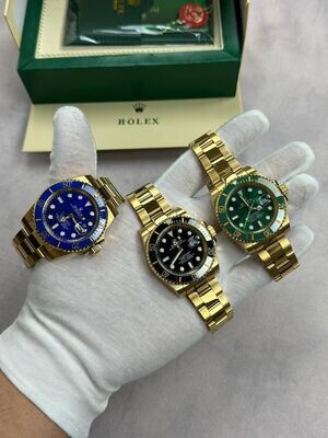 Rolex Submariner Date 116618LB With Golden Chain Strap Watch