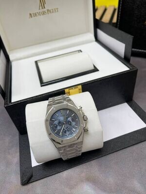 Audemars Piguet Royal Oak Selfwinding Chronograph Watch with Silver Strap