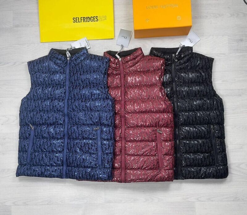 Dior Half Sleeves Style Cheaper Jacket Coat Replica For Men Black Red & Blue
Bodywarmer Jackets Hoodies Hoody Hoodie Coats Foam Fake Cheap Rep Men’s Reps Womens Mens Women's First Copy Spring Logo Winter Oblique Gilets Plain Hooded Nylon Down Vest
