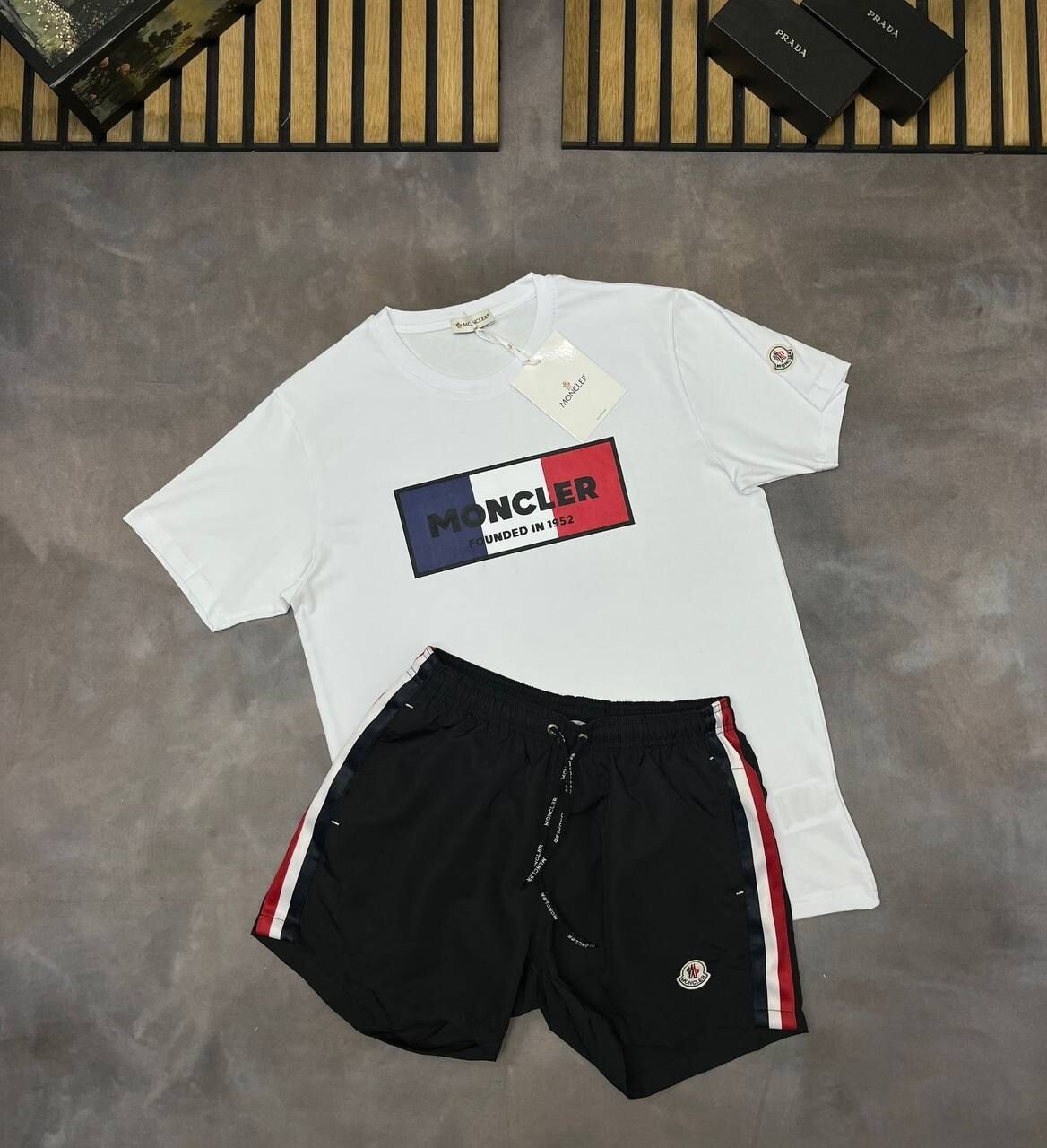 Moncler Men's Replica T-shirt Short Set Tricolor Logo Black White T-shirts Shorts Sets Rep Tshirts Cheap Men Half Sleeve First Copy Boy Cotton T Shirt Fake Tshirt Reps Tee Shirts Sale UK