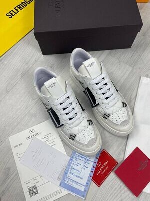 Valentino Low-Top Calfskin Alentino VL7N Sneaker In White Color 
Valentino VL7N Fit Cheaper Sneaker Trainer Replica For Men 
Sneakers Trainers VLTN Fake Cheap Rep Woman Reps Mens Womens Men's Women's First Copy Spring Comfort Logo Summer Best Print Plain Rib Oversized Ladies Girls