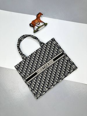  Christian Dior Cheaper Leather Replica Handbags Lady Women 
Dust Bag Embroidery Ecru Bags Fake Small Cheap Rep Woman Reps Womens Women's First Copy Logo Party Best Handbag Formal Girls Bag Big Large Book Tote Design

