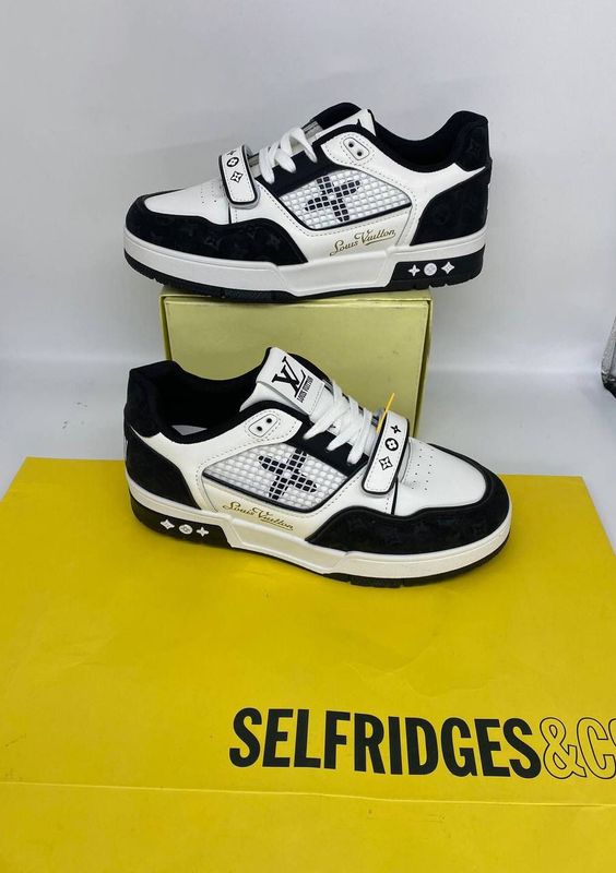 Louis Vuitton LV Velcro Strap Women's Trainers Louis Vuitton Women's LV White Black Sneakers Designers Reps AAA Sale UK Woman First Copy Fake Replica Trainer Women Cheap Price Fakes Rep Sneaker 1st Copies Girls Trainers Luxury Leather Shoes 1:1 Brand Logo 1 to 1 Duplicate Shoe Casual