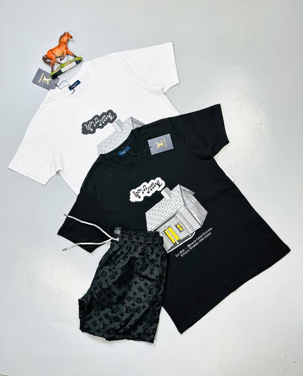 Louis Vuitton Men's Home T-shirt Shorts Set Black White AAA Reps Sale UK Man First Copy Replica T-shirt Short Sets Men Cheap Price Rep Mens T Shirt Pant 1st Copies 1:1 Fakes LV Brand Logo Designer Outfit Luxury Fake Fashion Duplicate Original