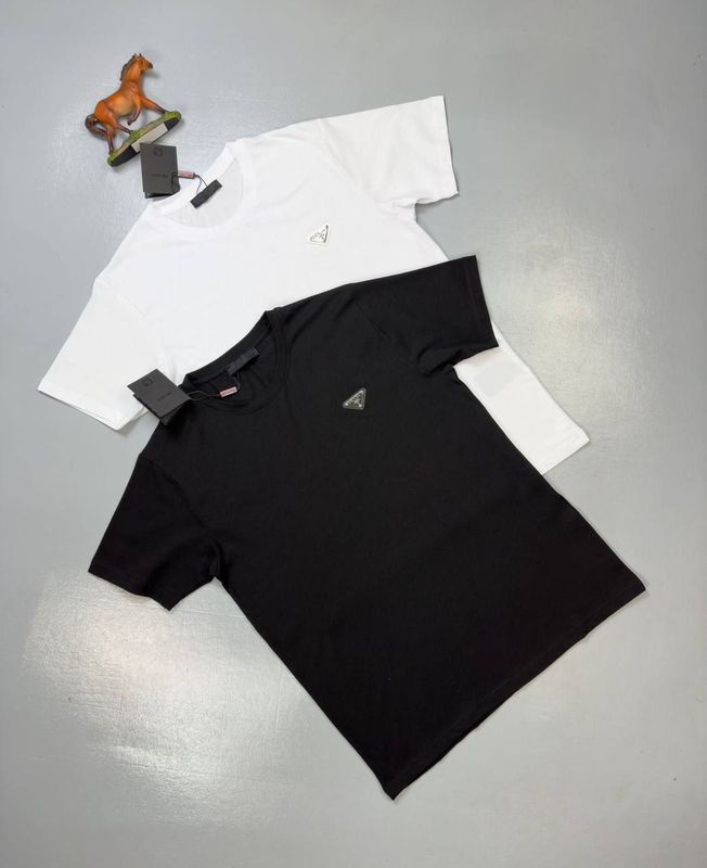 Prada Milano Triangle Logo Cotton T-shirts Prada Milano Men's Women's Logo Black White T-shirts Replica AAA Sale UK Man Woman First Copy Fake Rep T-shirt Men Women Cheap Price Luxury T Shirt 1st Copies Tshirts Designer Tee Shirts 1:1 Brand 1 to 1 Tshirts Fakes Reps Duplicate Tees