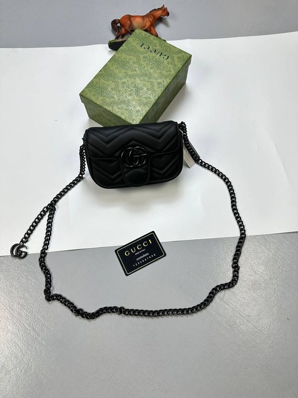 Gucci Women's GG Marmont Super Mini Blondie Bag Gucci Women's Designer Replica Fake Reps Marmont Black Bag Sale UK Woman First Copy Cheap Price Replica 1:1 Super Mini Bags Leather Shoulder Purse Clutch Double GG Brand Logo Fakes Rep 1st Copies Purses Chain Belt Luxury Fashion