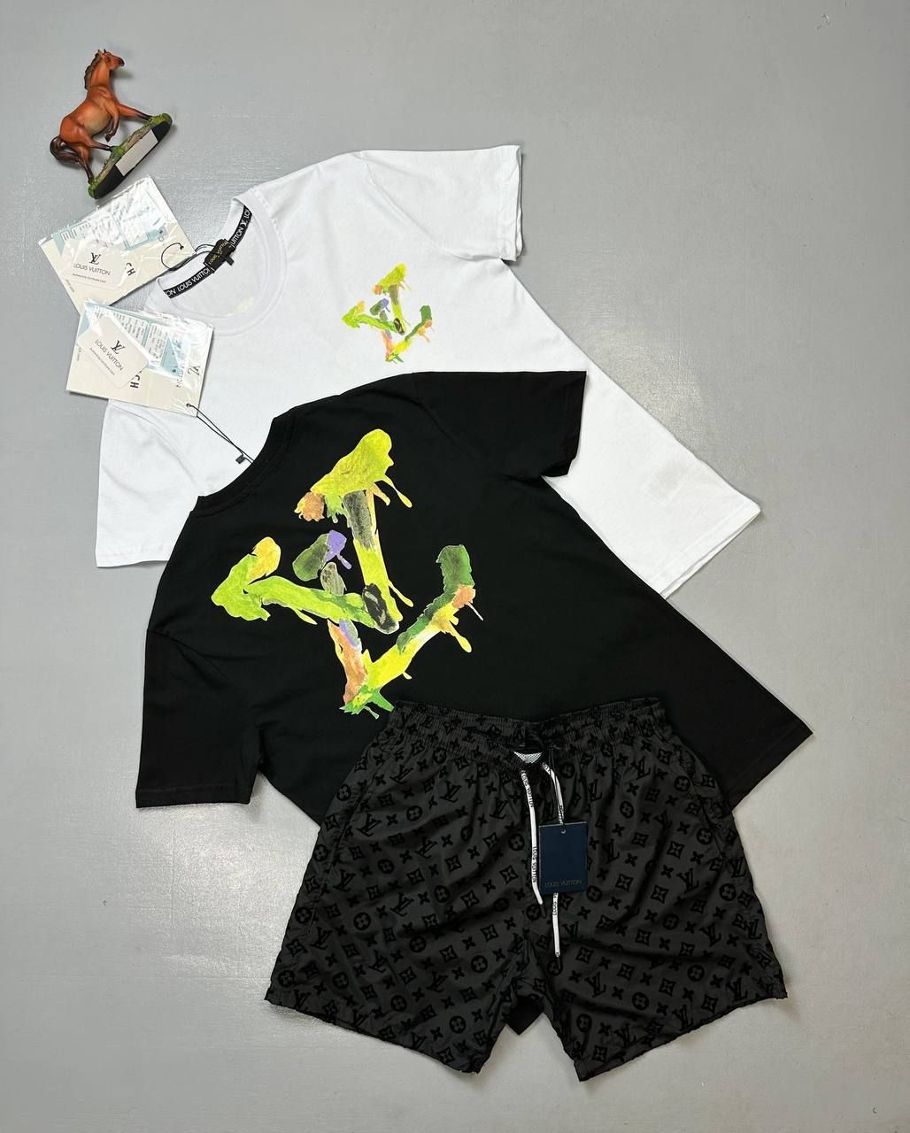 Louis Vuitton Mens Designer Reps Black White T-shirts Shorts Set Sale UK Men's First Copy Cheap Price Replica Fake T-shirt Shorts Sets Man Rep 1st Copies Men T Shirt Pant Luxury Fakes LV Brand Logo 1:1 Outfit Fashion Duplicate Original 