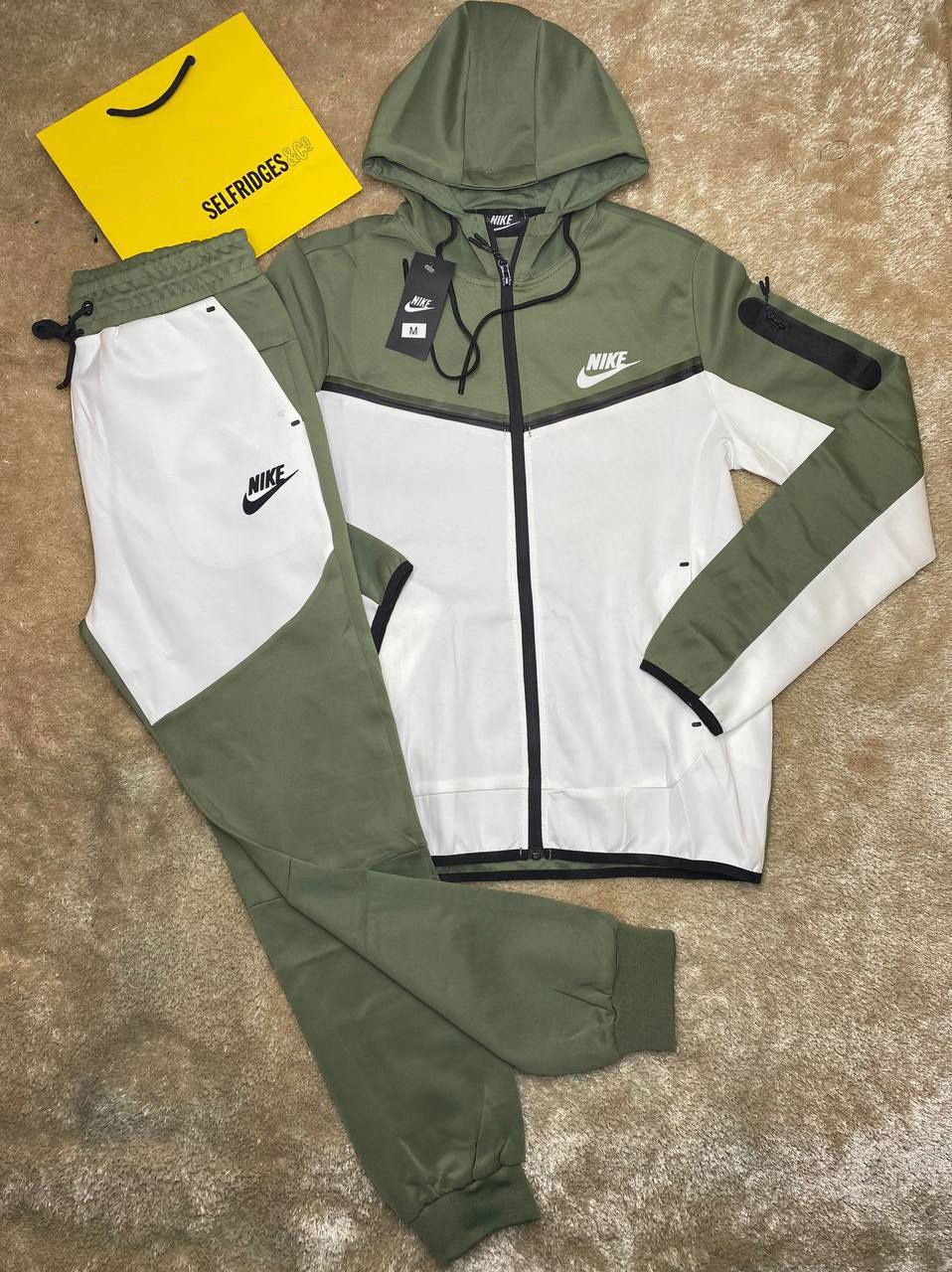 Nike Tech Fleece Tracksuit for Men Green/White