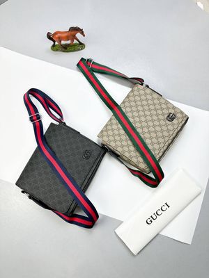 Gucci Men's Attache Messenger Bags Black Beige Luxury Replica AAA Sale UK Man First Copy Reps Cheap Price Fake Rep GG Supreme Canvas Leather Crossbody Bag Boys Fashion Casual Long Shoulder Brand Logo Belts Original 1st Copies Clutch Zip Pockets
