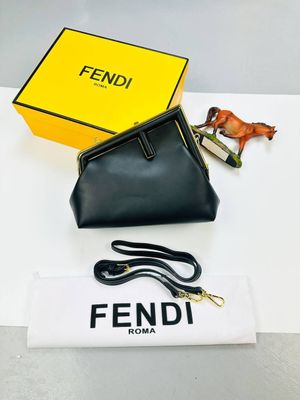 Fendi ROMA Cheaper Leather Replica Cross Body Lady For Women 
Nappa Small Tote Bag Fake Cheap Rep Woman Reps Womens Women's First Copy Logo Party Best Unique Belt Purse Formal Girl Double Strap Design Handle Crossbody Bags
Black