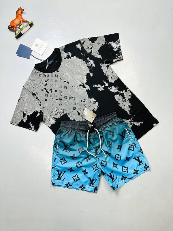 LV SHORTS AND T-SHIRT SET in 2 Colors LV SHORTS AND T-SHIRT SET in 2 Colors