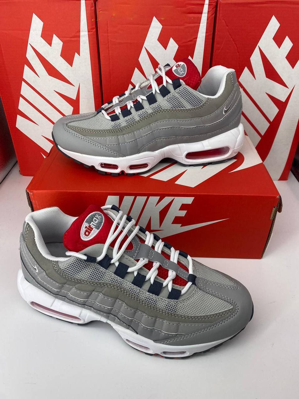 Nike Men's Trainers Trainer 95s 95's 1:1 Grey Navy Crimson	Nikes Air Max 95 Men Mens Rep Replica Shoes Fake Man Mans Duplicate Sneakers First Copy Cheap Sneaker Sale UK Reps MAX.95 Air.Max DB0250-001 White AAA Best Quality