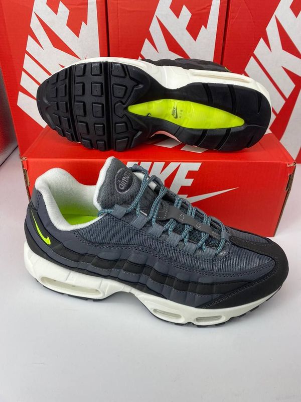 Nike Air Max 95 Men Dark Grey Volt Nike Air Max 95 Men Dark Grey Volt