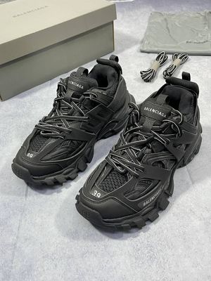 Balenciaga Track Runner Black Women Balenciaga Track Runner Black Women