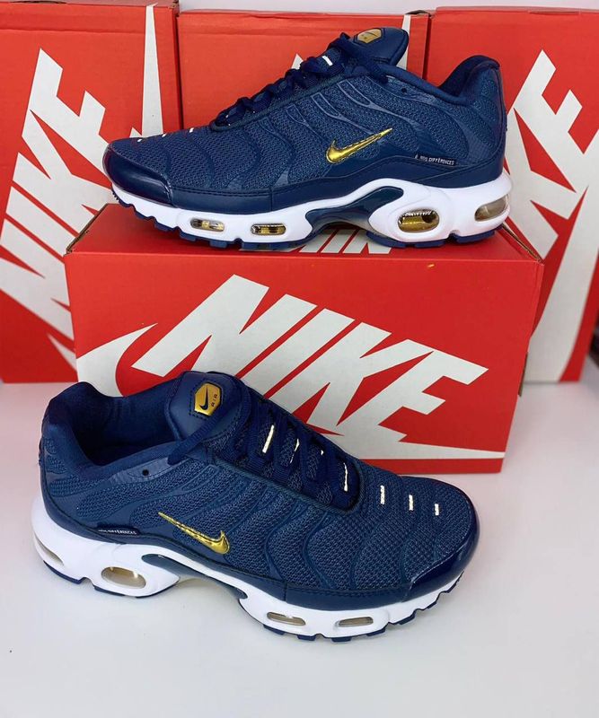 NIKE TN AIR MAX PLUS FFF TN TUNED FRANCE Men NIKE TN AIR MAX PLUS FFF TN TUNED FRANCE Men