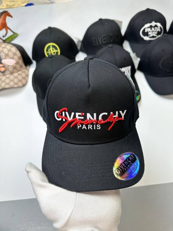 Givenchy Rainbow Signature Embroidered Cap Black Givenchy Rainbow Signature Embroidered Cap Black