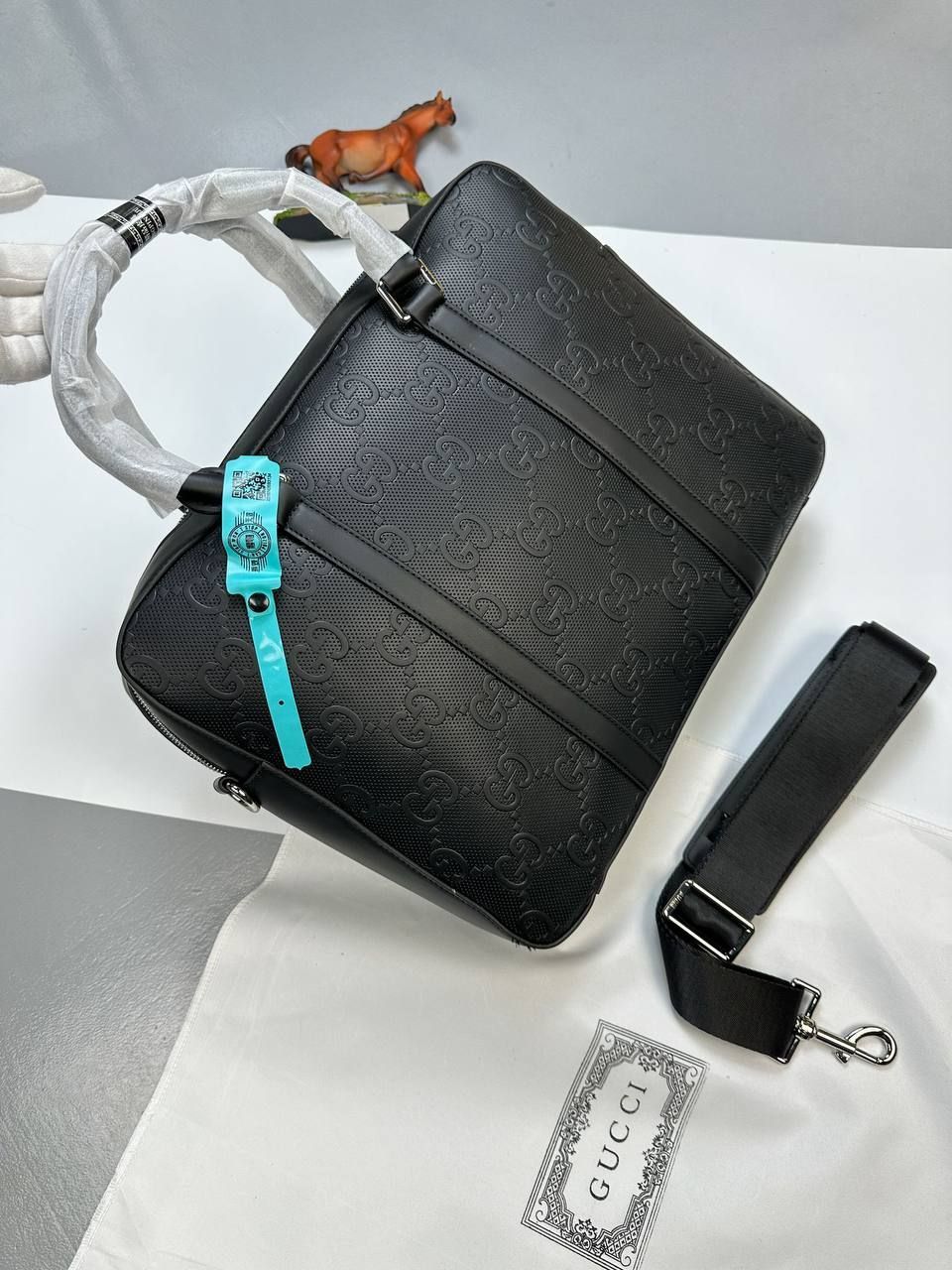 Gucci Men's Designer Fake Replica AAA Briefcase Bags Black Sale UK Man First Copy Reps Cheap Price Rep Luxury Leather Laptop GG Brand Logo Top Handle Canvas Bag 1st Copies Duplicate Original Zipper Pocket Long Belt Boys Casual Shoulder Handbag