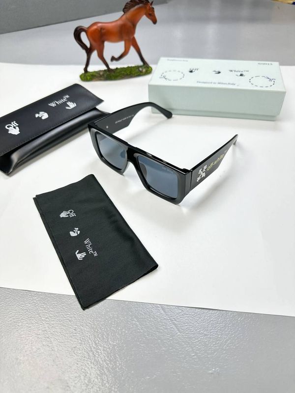 Off-White Virgil Black Grey Square Sunglasses Off-White Virgil Black Grey Square Sunglasses