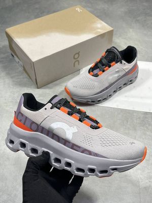 QC On Running Cloud Monster Trainers For Men's Pearl/Flame