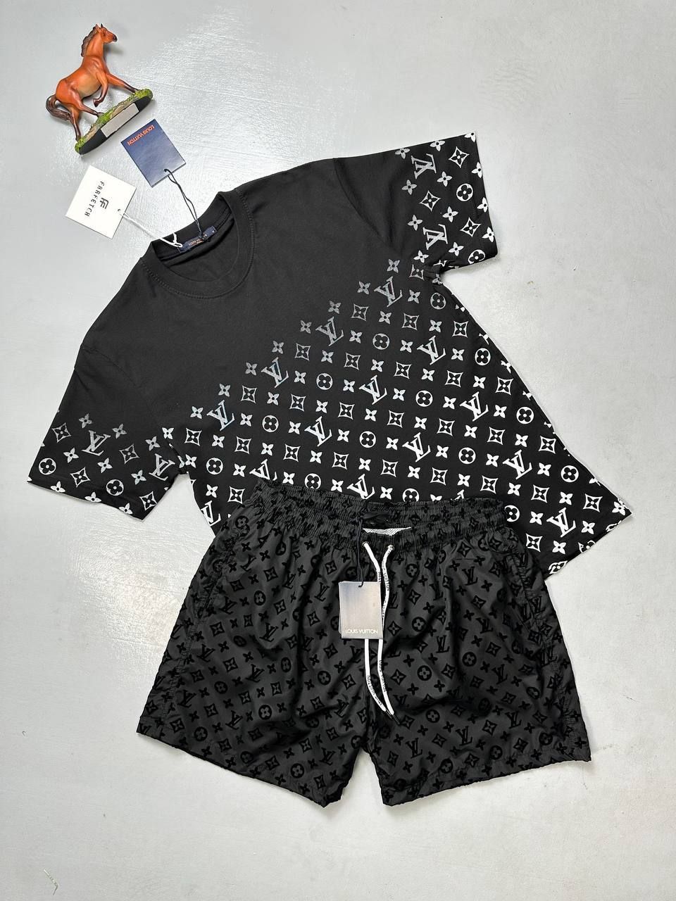 Louis Vuitton Men Designer Black T-shirt Short Set Rep AAA Sale UK Men's First Copy Replica Fake T-shirts Shorts Sets Man Cheap Price Reps Mens T Shirt Pant 1st Copies Luxury 1:1 Fakes LV Brand Logo Replica Outfit Fashion Duplicate Original 