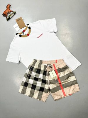 BURBERRY T-SHIRT AND SHORTS Set For Men's BURBERRY T-SHIRT AND SHORTS Set For Men's
