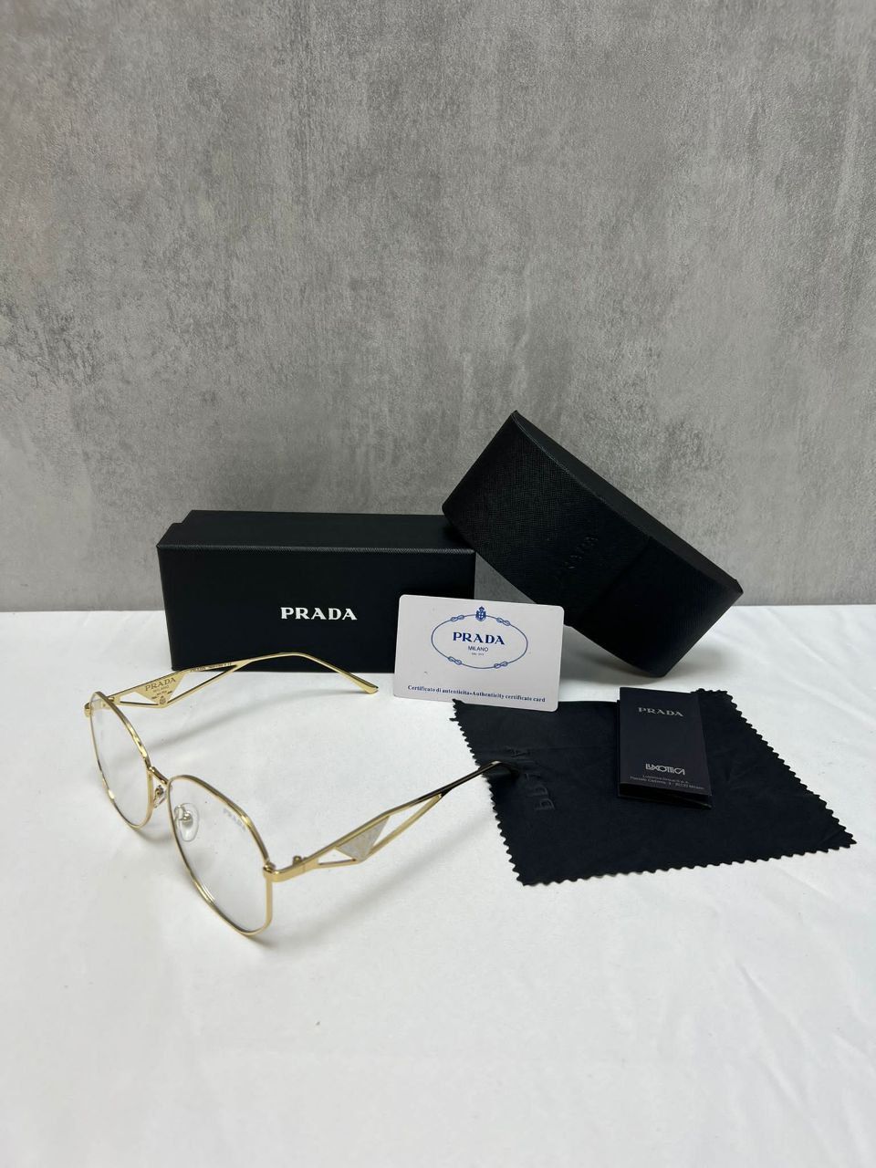 Prada Milano Men's Women's Metal Designer Gold Sunglasses Sale UK Men Women First Copy Replica Sunglass Cheap Price Man Woman 1st Copies Eyewear 1:1 Brand Logo Luxury Fakes Reps UV Protected Glasses 1 to 1 Fake Rep AAA Duplicate