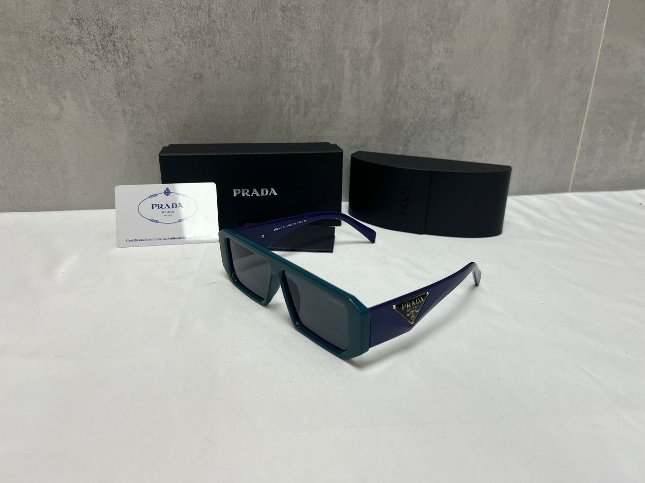 Prada Milano Men Women Designer Navy Blue Sunglasses Fake Reps Sale UK Man Woman First Copy Cheap Price Replica Sunglass Men's Women's 1st Copies Rectangular Frame Fakes Rep Luxury 1 to 1 UV Protected Eyewear 1:1 Brand Logo AAA Duplicate