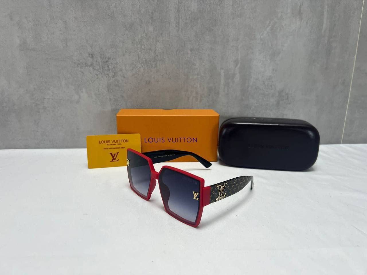 Louis Vuitton LV Men's Women's Square Frame Red Sunglass Sale UK Man Woman First Copy Reps Cheap Price Luxury Fake Replica Eyewear Men Women 1st Copies 1:1 Brand Logo Fakes Rep Sunglasses Duplicate 1 to 1 AAA Monogram Designer
