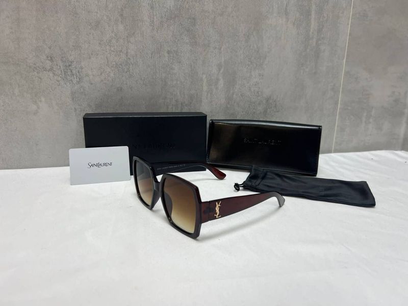 Saint Laurent Brown Square Frame Sunglasses Saint Laurent Brown Square Frame Sunglasses