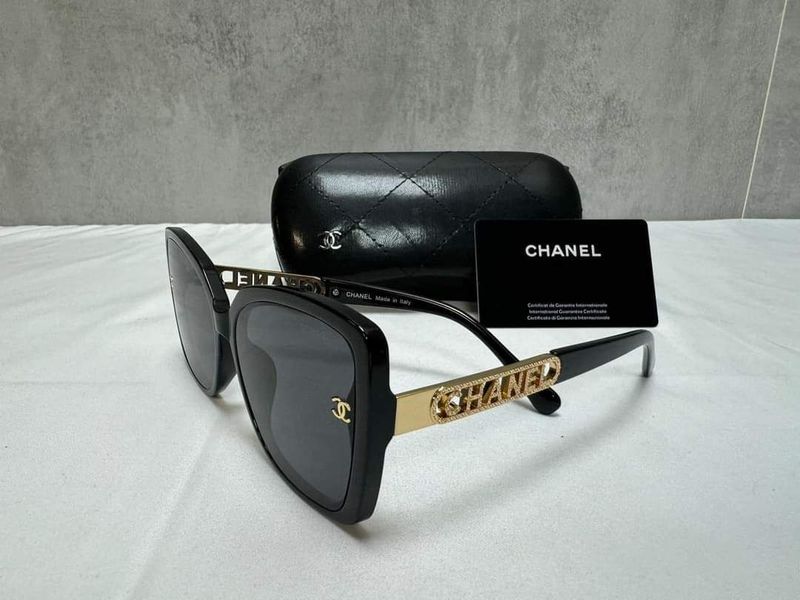 Chanel Diamond Letters Black Sunglasses Chanel Diamond Letters Black Sunglasses