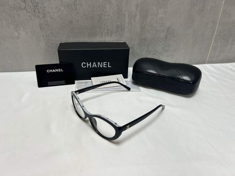 Chanel Lunettes Black Cat Eye Frame  Sunglasses Sale UK