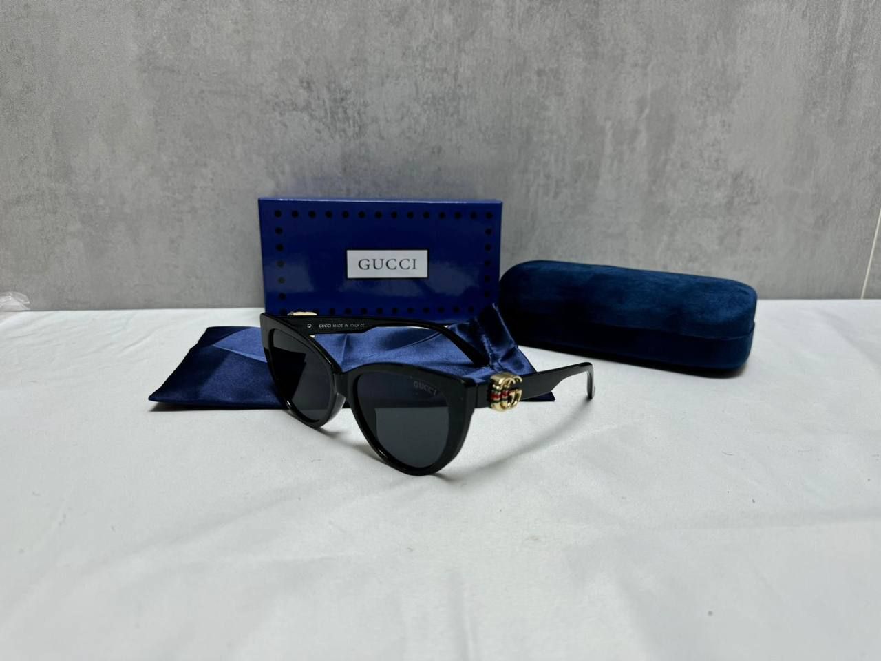 Gucci Cat Eye Logo Black Sunglasses