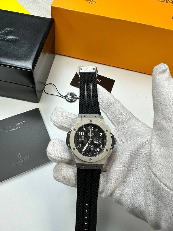 Hublot Big Bang Titanium Black Leather Strap Watch For Men's
