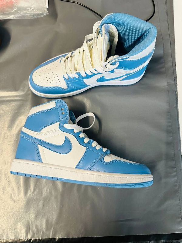 Nike Air Jordan 1 Mid Retro Blue/ White For Women's
