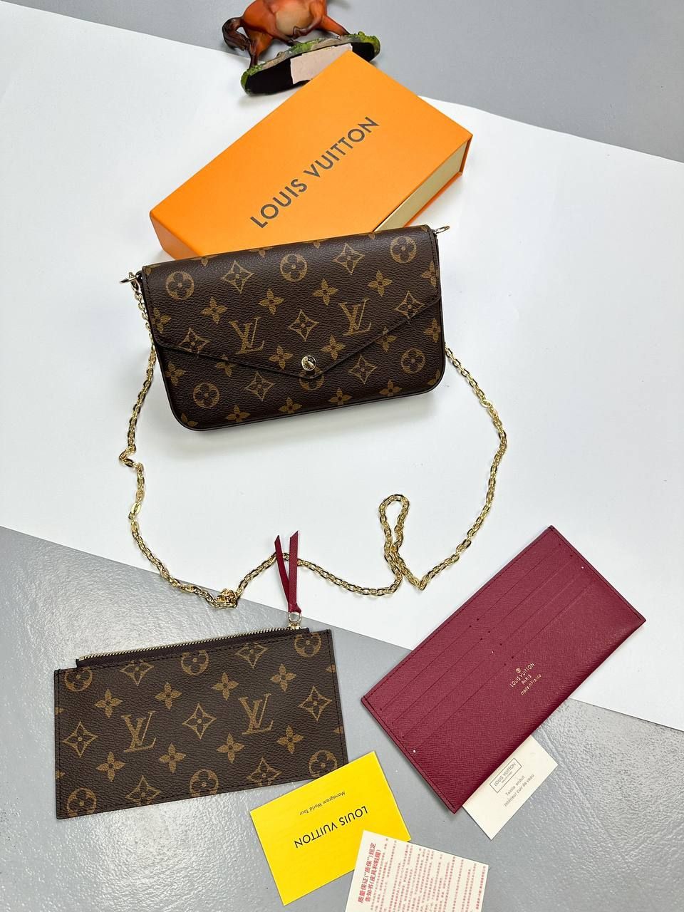 Louis Vuitton LV Women's Designer Clutch Brown Bag Fake Rep Sale UK Woman First Copy Fakes Reps Handbag Women Luxury Mini Pouch 1st Copies Cheap Price Crossbody Shoulder Bags Ladies Replica Chain Strap 1:1 Brand Logo AAA Duplicate