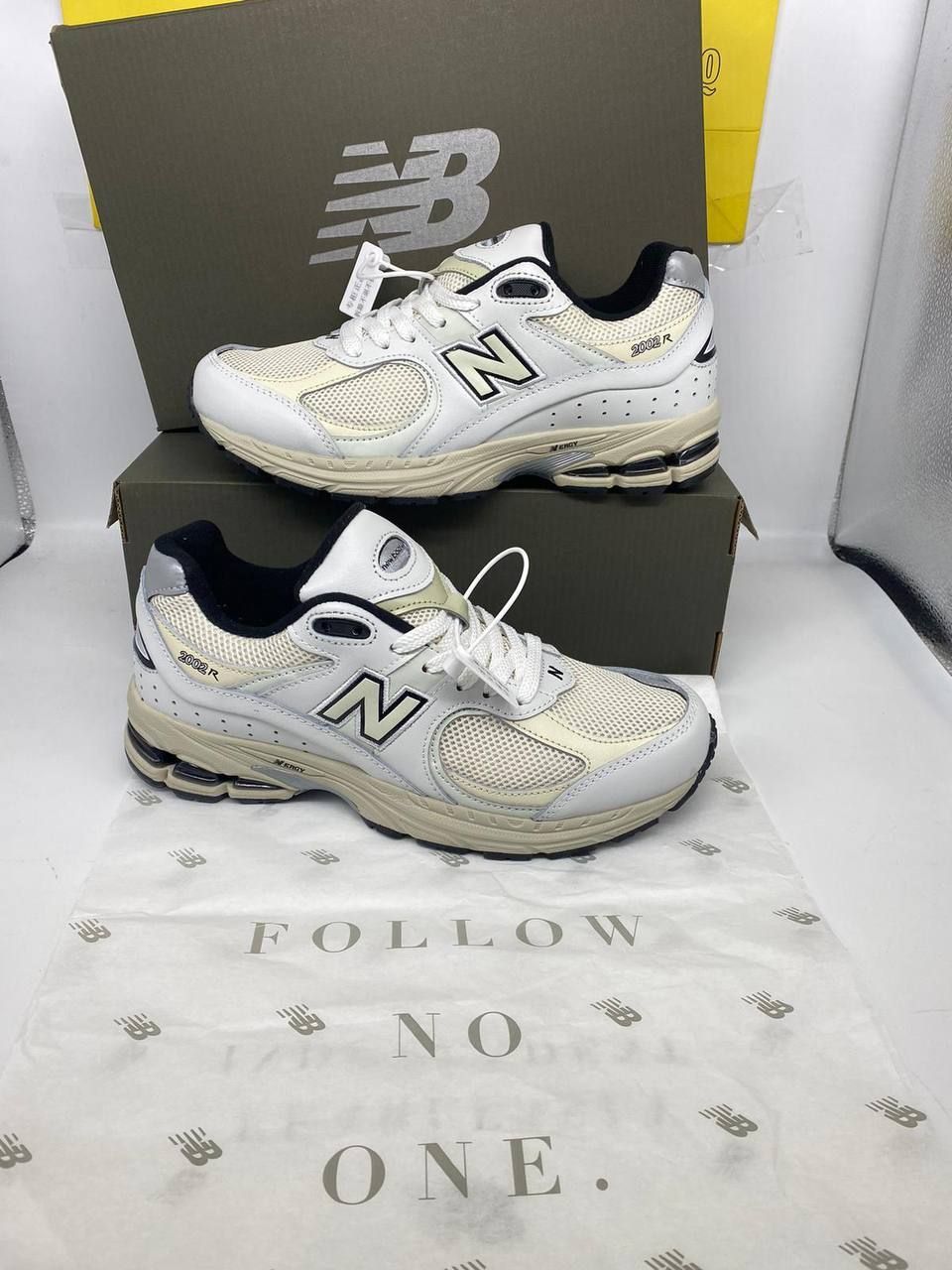 New Balance 2002R Atlas Lemon Haze Sneakers For Men's