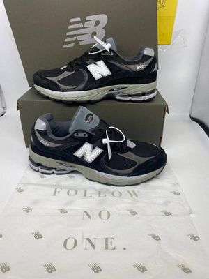 New Balance 2002R Trainers Black Grey For Men's New Balance 2002R Trainers Black Grey For Men's