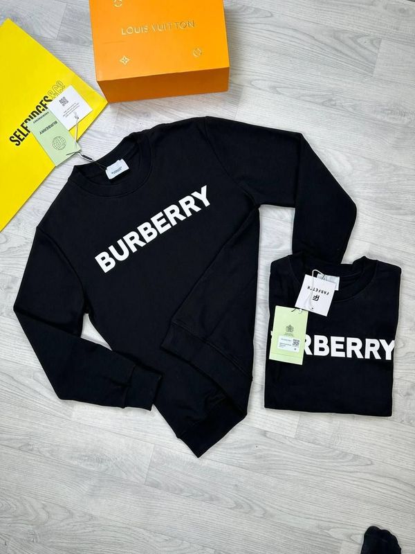 Burberry Logo Printed Jumper Black Color For Men's Burberry Logo Printed Jumper Black Color For Men's