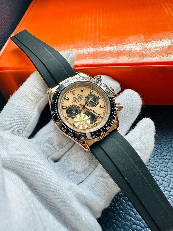 Rolex Cosmograph Daytona Rose Gold Dial with Rubber Straps Watch For Men's