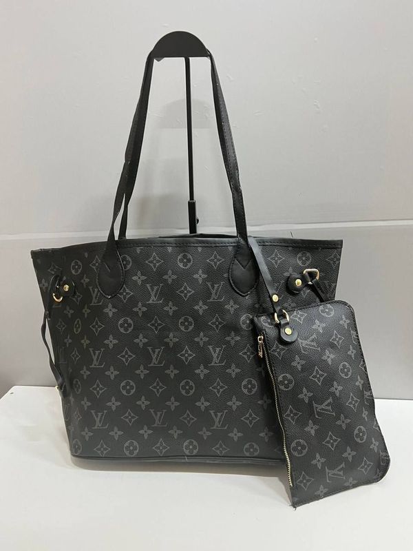 Louis Vuitton LV Women Tote Bag With Pouch Louis Vuitton Women's LV Designer Black Tote Bag Fake Reps Sale UK Woman First Copy Cheap Price Fakes Replica Handbag Women Luxury Leather Totebag 1st Copies Shoulder Bags Ladies Rep Belt Strap 1:1 Brand Logo AAA Monogram Duplicate