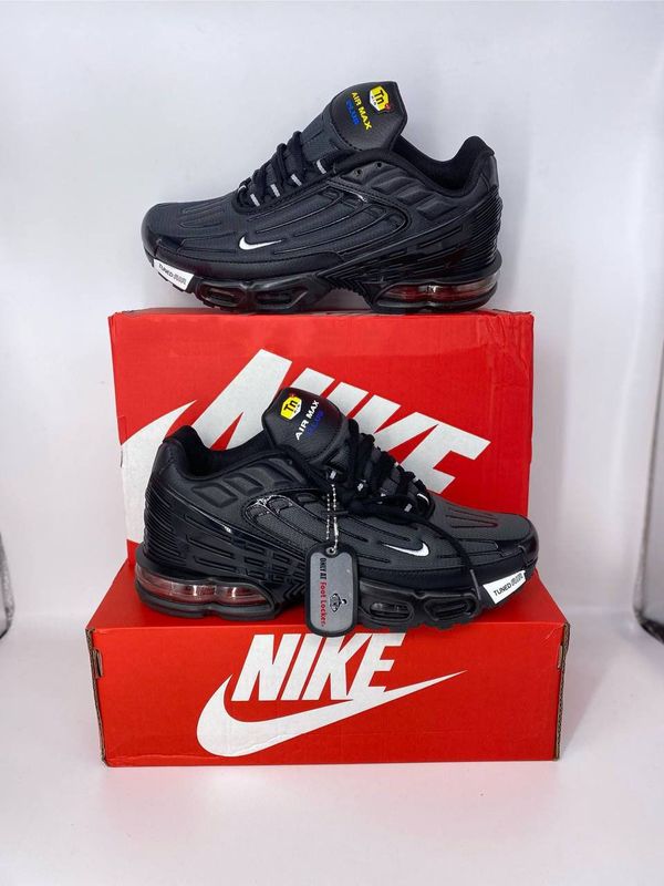 Nike TN Tuned Air Max Plus 3 Black & Red For Men's Nike TN Tuned Air Max Plus 3 Black & Red For Men's