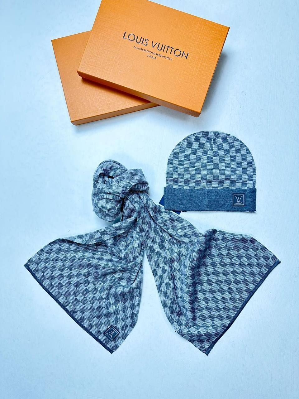 Louis Vuitton Women's Blue Hat Scarf Sets First Copy Reps Sale UK Woman Fake Replica Cheap Price Beanie Hats Scarves Set Women Fakes Rep 1st Copies Designer Casual Wear 1:1 Girls 1 to 1 AAA Luxury LV Brand Logo Fashion Duplicate 