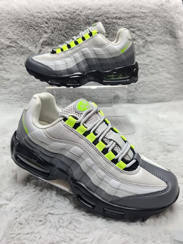 Nike Air Max 95 Neon Green Trainers For Men’s Nike Air Max 95 Neon Green Trainers For Men’s