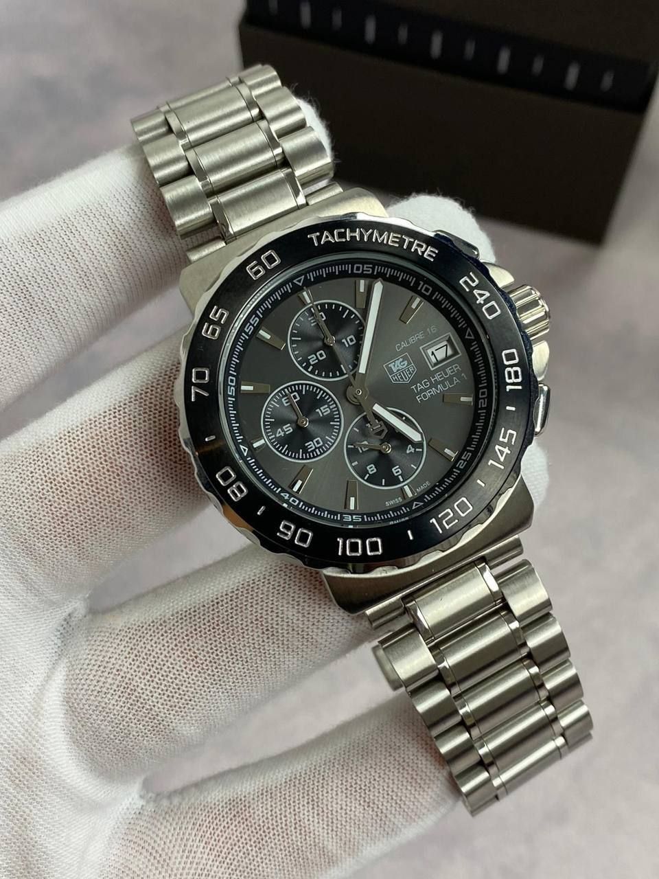 Tag Heuer Formula 1 Calibre 16 Watch for Men's, Colors: Silver/White